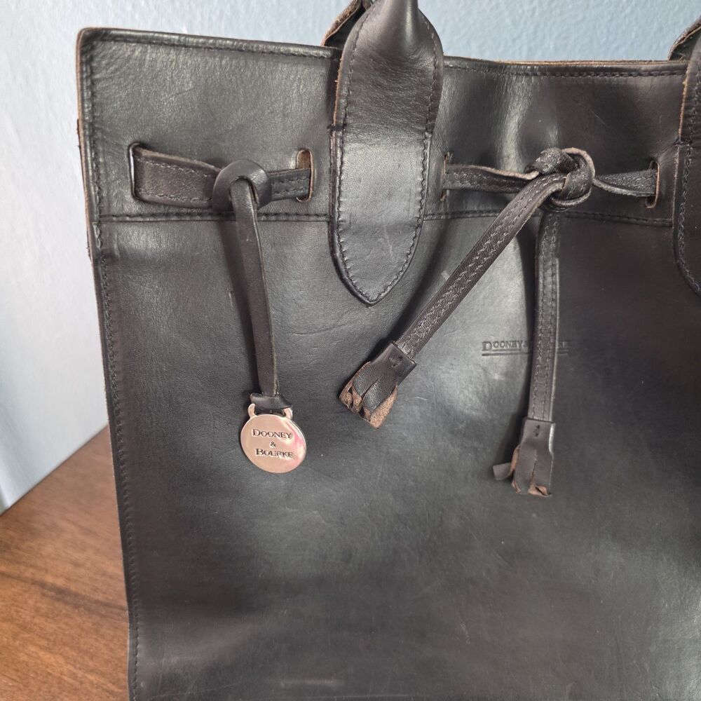 Dooney & Bourke Alto Tassel Bag Handbag Black Double Handles Made In Italy - Picture 2 of 10